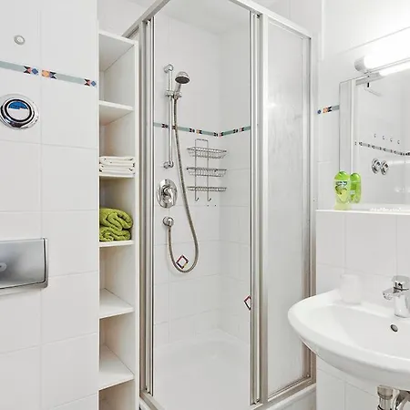 Strand-park Strand-park 213 *